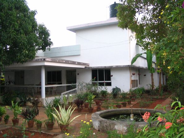 "Mammy's House", het secretariaat van "Friends of Kottar"./ 
"Mammy's House", le secretariat des "Friends of Kottar".